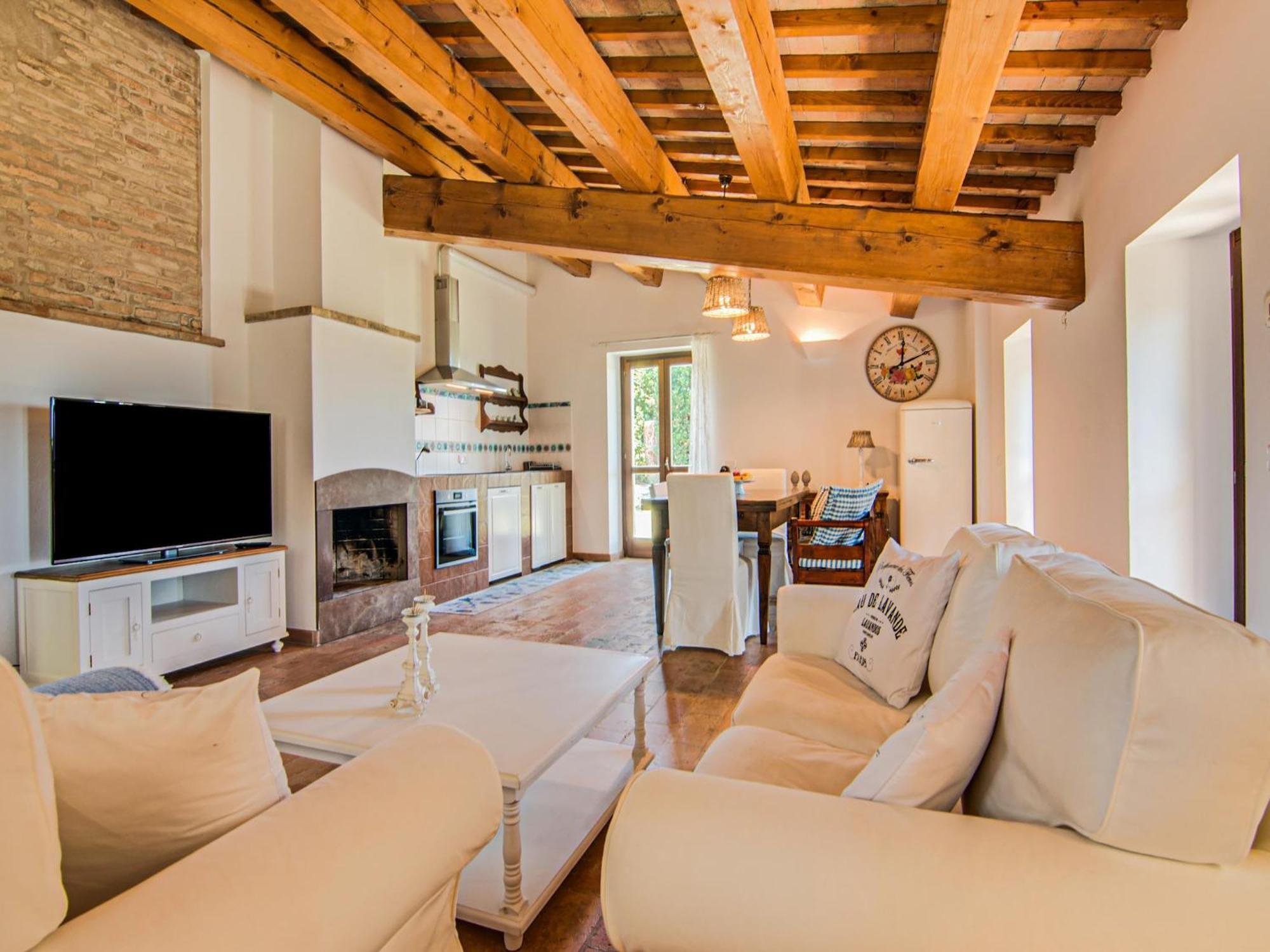 Stunning Apartment In Mombaroccio Near Metauro River מראה חיצוני תמונה